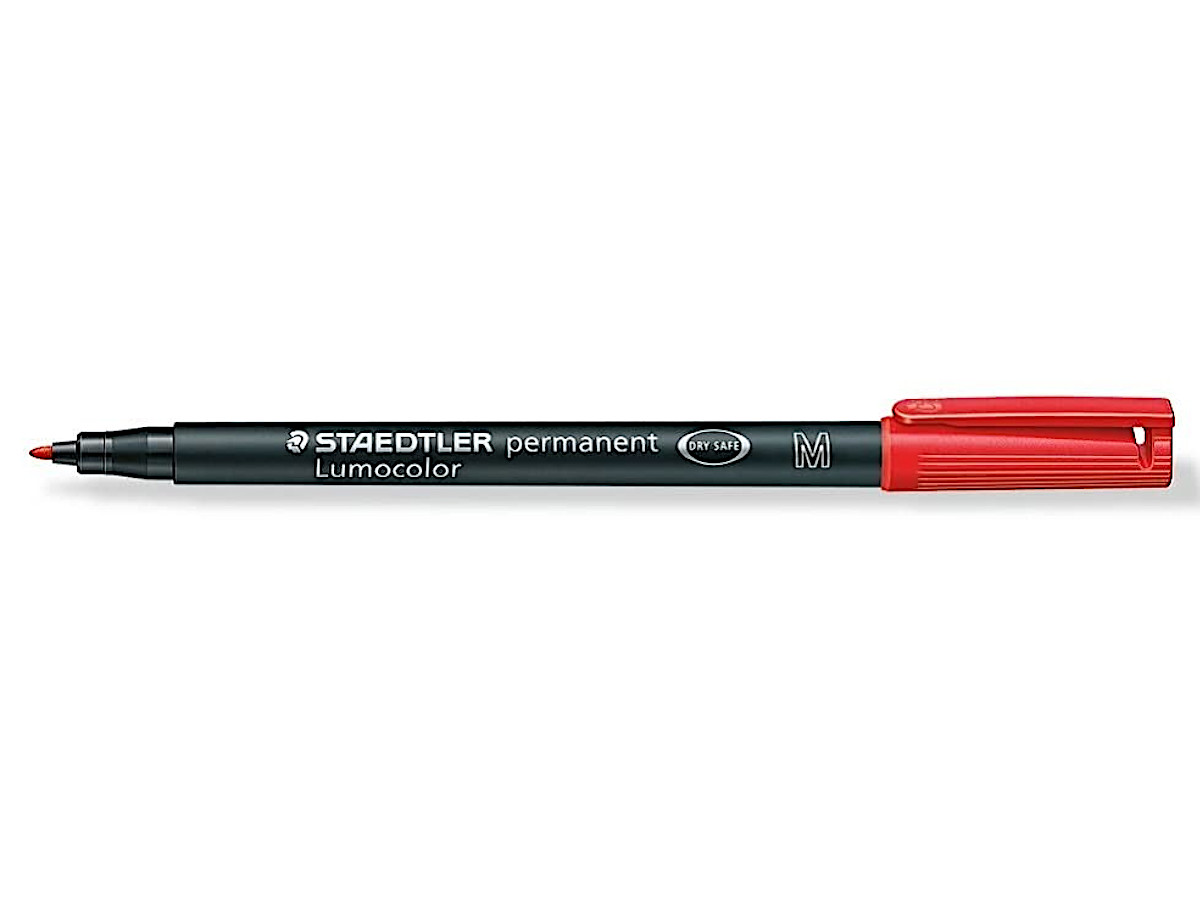 Маркер перманентный водостойкий Staedtler Lumocolor 303M, красный / 1,0 мм